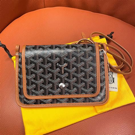 goyard mens crossbody|goyard plumet price 2023.